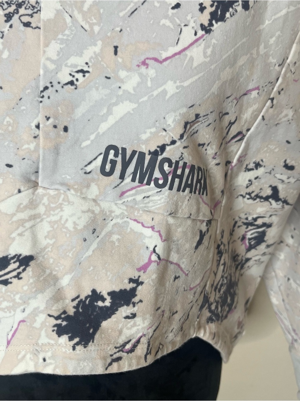 Gymshark Marble-Print Cropped Hi/Lo Crewneck Sweatshirt in White and Black Sz S - Picture 5 of 13